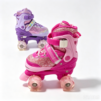 Magnifiques patins à roulettes quad durables et respirants avec roues en PU lumineuses, frein à bout et contrôle de vitesse réglable pour adultes