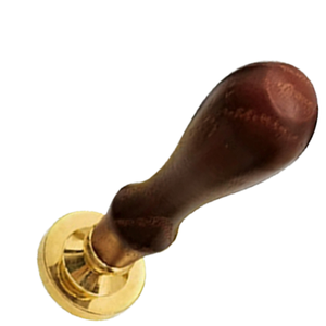 Tête en laiton manche en bois médiéval traditionnel Alphabet Initial sceau de <span class=keywords><strong>cire</strong></span> timbre pour Invitation de fête de fiançailles de mariage - Product Image 1