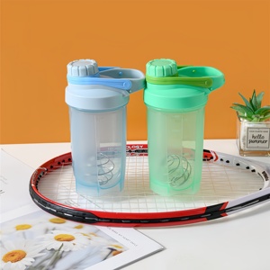 Bouteilles shaker pour protéines 500/700 ml avec poignée, sans BPA, avec boule mélangeuse pour les shakes protéinés et les pré-entraînements - Product Image 1