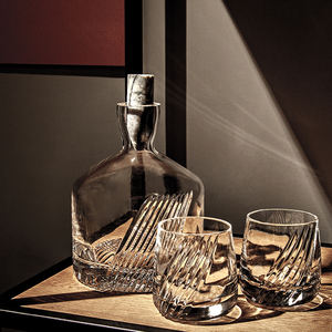 Copa <span class=keywords><strong>de</strong></span> sarga <span class=keywords><strong>de</strong></span> whisky <span class=keywords><strong>de</strong></span> cristal, <span class=keywords><strong>botella</strong></span> <span class=keywords><strong>de</strong></span> <span class=keywords><strong>vino</strong></span> <span class=keywords><strong>de</strong></span> color transparente <span class=keywords><strong>con</strong></span> caja, juego <span class=keywords><strong>de</strong></span> herramientas, <span class=keywords><strong>dos</strong></span> vasos - Product Image 1