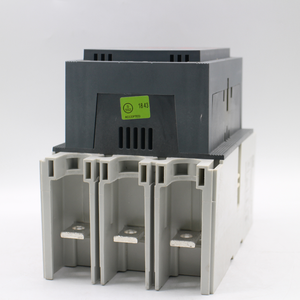 เบรกเกอร์แบบหล่อขึ้นรูปใหม่และของแท้ รุ่น A260 30 11 220V 380V 110V - Product Image 1