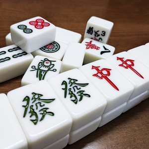 <b>Mahjong</b> Tiles <b>Set</b> Melamine Handmade White Jade Style 40 Pieces For Home And Dormitory Use - Product Image 2