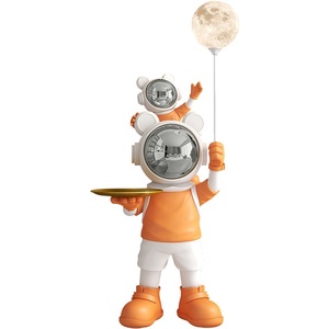 Maßgefertigte Astronauten-Bodenstatue aus Harz mit Ablage für Restaurants, Shisha-Lounges, Clubs, Heimdekoration, Eingangsbereich-Display, OEM-Hersteller - Product Image 6