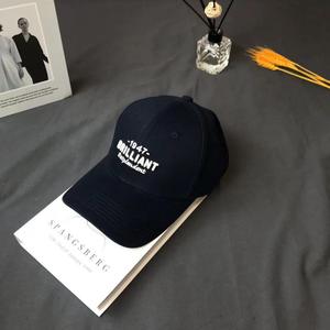 Casquette de baseball oversize brodée 3D « 1947 » pour femmes et hommes, chapeau de soleil extra large style camionneur, amincissant le visage, décontracté et polyvalent pour l'extérieur - Product Image 4