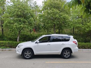 SUV Toyota RAV-4 de segunda mano, <span class=keywords><strong>Golf</strong></span> <span class=keywords><strong>GTI</strong></span> 2.0T S FWD <span class=keywords><strong>2011</strong></span>, disponible con volante a la izquierda, coches usados RAV - Product Image 4