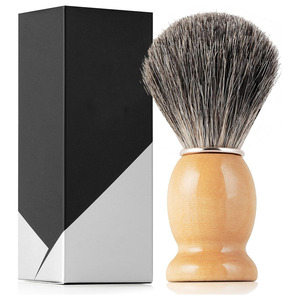 Pinceau à raser professionnel de haute qualité pour droitiers, manche en bois, poils en nylon, pour le rasage de la barbe, avec logo et emballage personnalisés - Product Image 1