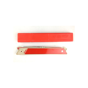Panneau d'avertissement triangulaire pour voiture, 28x24cm, kit de sécurité d'urgence en plastique à fixation au sol pour utilisation en véhicule - Product Image 2