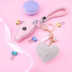 Vente en gros de porte-clés créatifs scintillants, breloques pour sacs pour femmes et filles, accessoires de sac à dos et de sac à main en cristal et strass - Product Image 4