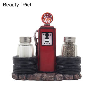 Pompe de remplissage Vintage en polyrésine/résine, 50 w, kit pour remplir le sel et le poivre avec pneus de voiture décoratifs et signe <span class=keywords><strong>Route</strong></span> 66 - Product Image 1