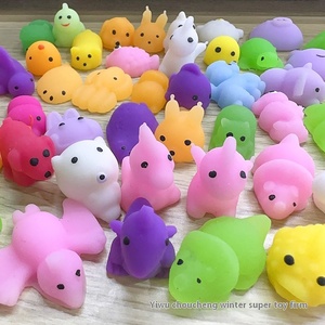 Mini jouet anti-stress créatif en TPR durable, en forme de dumpling, mignon, petit, fantaisie, marque TBQ, unisexe, à partir de 14 ans, pour le soulagement du stress transfrontalier - Product Image 4
