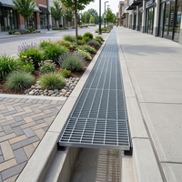 Plateau d'escalier en grille d'acier galvanisé à trous carrés, plaque de recouvrement de clôture soudée avec service de découpe