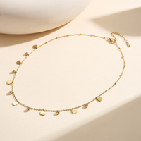 Collier Cœur Éclatant en Zircon Cubique, Chaîne Dorée en Acier Inoxydable Poli, Breloques Cœur Flottantes, Élégant et Étanche