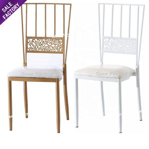 Silla Metálica Apilable Sino Perfect, Ideal para Banquetes, Bodas, Eventos y Fiestas, en Color Dorado y Blanco - Product Image 1