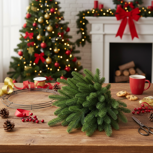 50 Pezzi Accessori Fai-da-Te, Rami di Pino Artificiali Verdi, Ghirlanda per Decorazioni Natalizie Casa e Giardino, Alberi di Pino Natalizi - Product Image 3
