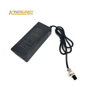 Gx12 42V 2A 3 <span class=keywords><strong>Pin</strong></span> 8Mm Điện <span class=keywords><strong>Scooter</strong></span> E-Xe Đạp Nhanh Chóng <span class=keywords><strong>Pin</strong></span> Sạc Điện <span class=keywords><strong>Scooter</strong></span> Sạc Adapter - Product Image 1