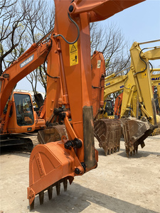 Excavatrice sur chenilles Hitachi EX120-5 pas chère, excavatrice sur chenilles Hitachi d'occasion de 12 tonnes en parfait état - Product Image 6