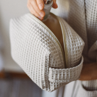 Pochette cosmétique personnalisée en tissu gaufré, sac à maquillage moelleux à motif damier, pochette cosmétique portable avec poignée