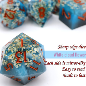 दिव्य फूल का सेट, हस्तनिर्मित नीले और सफेद रेसिन पॉलीहेड्रेल आरपींग डास और ड्रेगन के लिए, बोर्ड Games-N44 खेलते हुए - Product Image 3