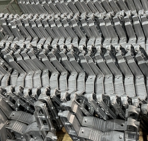 Brazos de Control de Aluminio Fundido a Presión Personalizados |   Piezas de Suspensión Automotriz con Mecanizado CNC, Certificación <span class=keywords><strong>ISO</strong></span> 16949 - Product Image 4