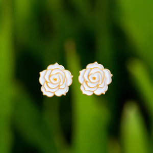 Boucles d'oreilles tendance en acier inoxydable 316L avec placage or PVD, design rose blanche durable et résistant - Product Image 2