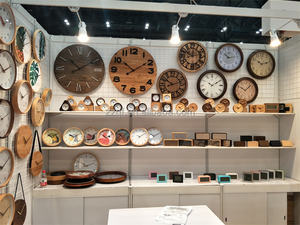 Reloj de Pared Educativo con Marco de Madera para Niños, Decoración para el Hogar y el Aula - Product Image 6