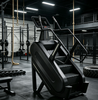 Machine de grimpeur d'escaliers électrique commerciale en métal durable avec écran multifonction pour clubs de fitness