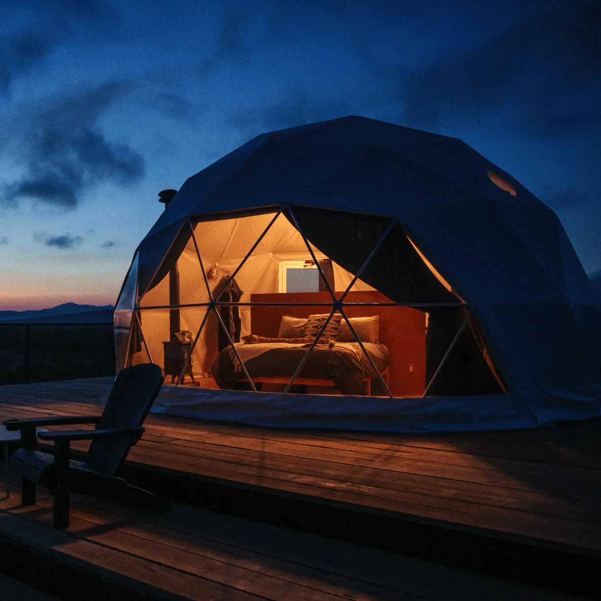 Glamping accrocheur de tente d'hôtel de dôme géodésique de 8M pour la maison d'Eco Igloo
