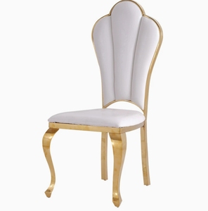 Silla de Comedor de Hotel de Lujo en Dorado con Respaldo Tapizado en Blanco para Banquetes, Bodas, Fiestas y Restaurantes - Product Image 1