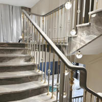 Laiton à haute teneur en métal personnalisé moderne-rampe d'escalier rampe d'escalier intérieur balustres rampes rampe d'escalier