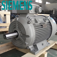Broyeur de bois robuste et polyvalent, capacité 16-20t/h, avec moteur de renommée 160KW, facile à utiliser, compatible avec plusieurs matières premières.