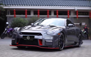 <span class=keywords><strong>G</strong></span> <span class=keywords><strong>T</strong></span> R Bodykit pour 2008-2016 Nissan Gtr R35 Upgrade Nismo CF & PP Front Rear Car Bumper Spoiler Side Skirt Phares Taillights - Product Image 4