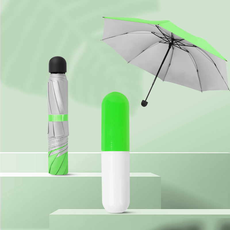 สีเขียวอ่อน