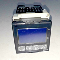 OEM / ODM adapté au contrôleur de température E5CN-R2T 100-240VAC NOUVEAU Installation facile