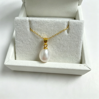 Ensemble de bijoux en perles d'eau douce naturelles de forme riz de l'usine Zhuji, collier et boucles d'oreilles délicats, bijoux fins plaqués or 925