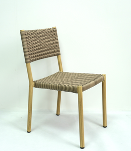 <span class=keywords><strong>Chaise</strong></span> de salle à manger en rotin d'extérieur confortable et imperméable 2025, <span class=keywords><strong>chaise</strong></span> de jardin pour ferme, pour cour, pour hôtel - Product Image 1