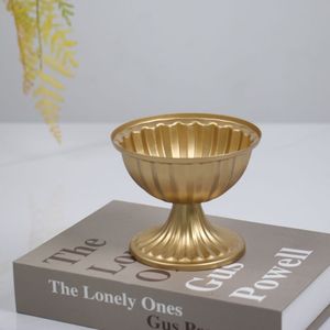 Jarrón de metal dorado retro europeo, maceta para flores, decoración para mesa central de bodas y fiestas - Product Image 2