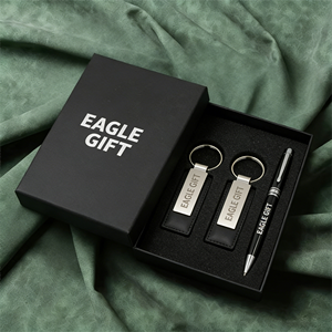 Ensemble cadeau de luxe pour entreprise, comprenant 2 porte-clés et 1 stylo en acier inoxydable, avec logo et couleur personnalisés - Product Image 3