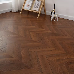 Suelo Laminado con Diseño de Madera de Cerezo, Resistente a la Humedad, para Climas Tropicales - Product Image 3