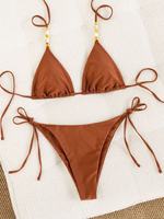 Maillot de bain deux pièces imprimé et perlé pour femme avec liens ajustables, respirant et écologique pour la plage et les centres de villégiature