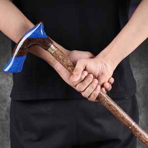 Bastón de Resina y Madera con Mango de Resina Elegante y Eje de Madera Resistente que Ofrece Estabilidad y Estilo en la Artesanía de Resina - Product Image 4