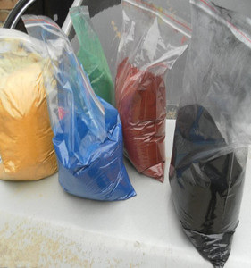 ผงสีเหลืองออกไซด์เหล็ก สีแดง/ดำ/เขียว/ส้ม สำหรับพลาสติก เซรามิก ยาง - Product Image 4