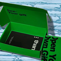 Cajas de Embalaje para Ropa Verdes Personalizadas con Logotipos Negros y Cajas de Envío Elegantes, Ideales para Empaque de Regalos
