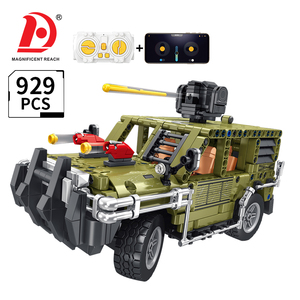 Kit de construction de SUV tactique <span class=keywords><strong>militaire</strong></span> à double commande 2.4G HUADA, modèle de voiture blindée mécanique DIY, <span class=keywords><strong>jouet</strong></span> éducatif en briques d'ingénierie - Product Image 1