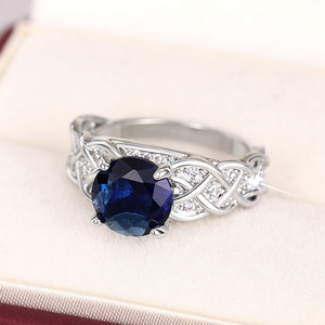 Anello con gemma blu avvolta in filo per donna, elegante gioiello da dito alla moda - Product Image 5