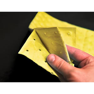 Absorbentes de derrames químicos Carvel 23L en un kit de bandolera - Product Image 2