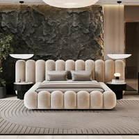 MOYI Designer Schlafzimmerbett Gepolstertes Doppelbett Minimalistisches Stoffbett Queen-Size Bettgestell Modernes Bett