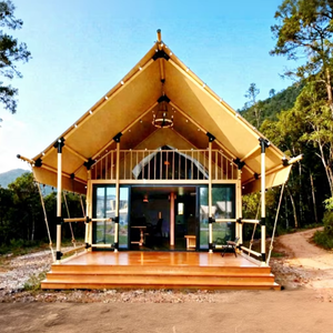 Carpa Safari Moderna de Doble Capa, Resistente al Fuego, con Protección UV50+, Estructura de Madera Prefabricada, para Glamping y Eventos - Product Image 1