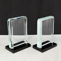 Trophée unique personnalisé en forme de porte en cristal, plaque de champion en cristal avec base noire MH-J0738