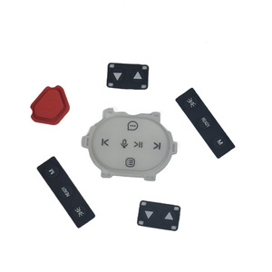 Almohadillas de Botones de Silicona Personalizadas, Teclado Táctil Moldeado con Precisión, con Iconos Impresos para Control de Dirección OEM - Product Image 1