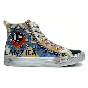 <span class=keywords><strong>รองเท้า</strong></span>ผ้าใบผู้ชายแบบสวมใส่สบาย ระบายอากาศได้ดี มีเชือกผูก หัวรองเท้าสูง ตกแต่งโซ่และหมุดโลหะ <span class=keywords><strong>พื้น</strong></span><span class=keywords><strong>รองเท้า</strong></span>นุ่ม เหมาะสำหรับเดิน  <span class=keywords><strong>รองเท้า</strong></span>ผ้าใบขายส่ง พร้อมโลโก้สั่งทำได้ - Product Image 4